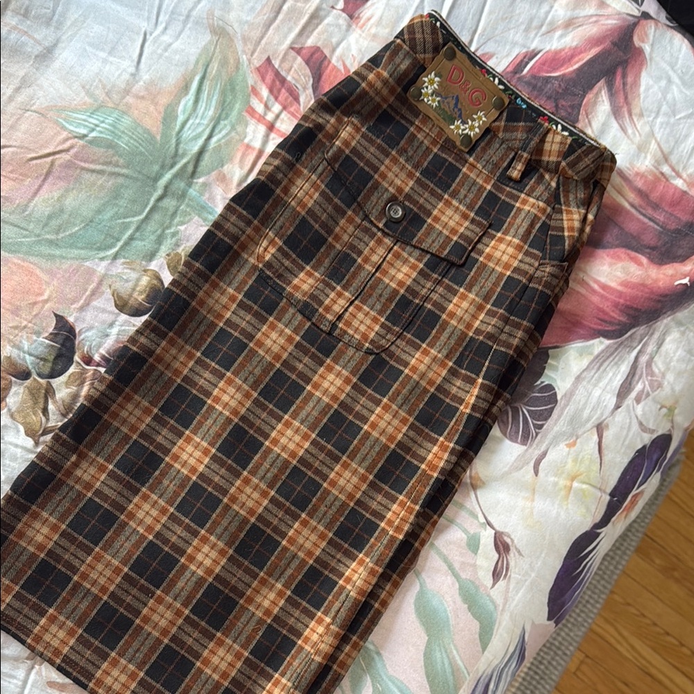 D&G Women's Plaid Skirt - Brown